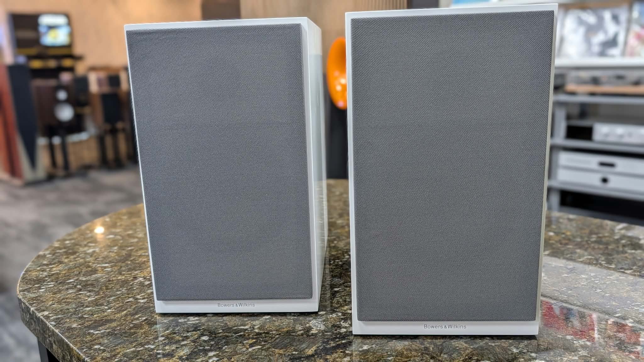 Bowers & Wilkins 700 Series 5 Channel Home Theatre Speaker Package in Satin White (Trade In) - Image 18